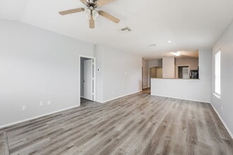 19031 Wild Yaupon Dr in Cypress, TX - Building Photo - Building Photo
