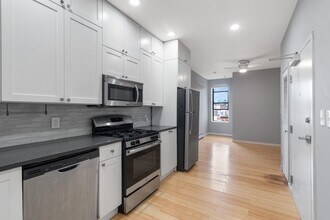 809 Park Ave in Hoboken, NJ - Building Photo - Building Photo