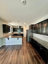 2105 Boynton St in Charlotte, NC - Building Photo - Building Photo