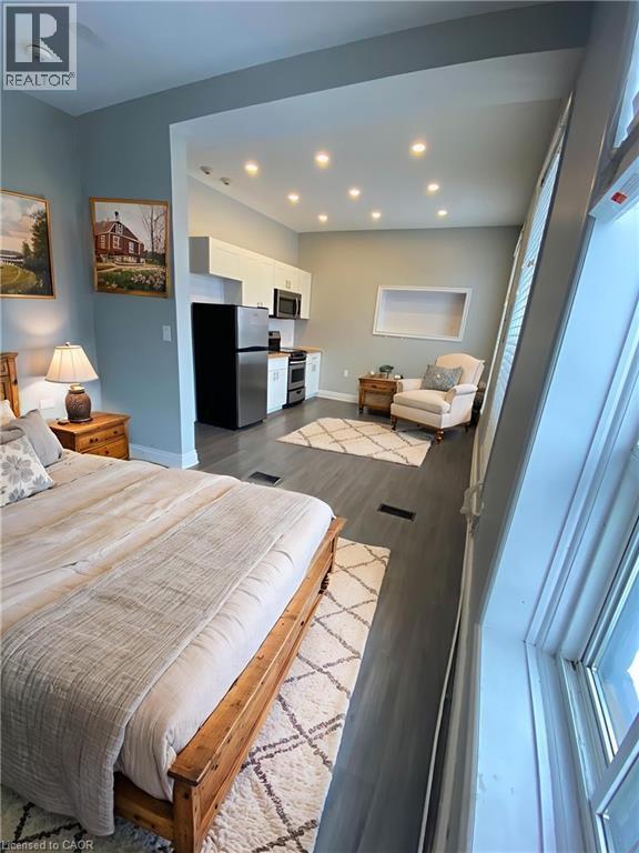 property at 70 Victoria Ave S