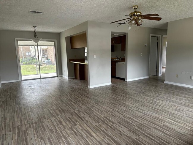 590 Belltower Ave in Deltona, FL - Building Photo - Building Photo