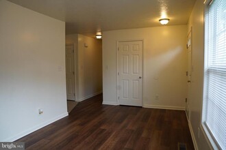 104 Basin Dr in Inwood, WV - Building Photo - Building Photo