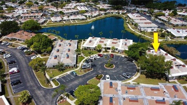4318 Tahitian Gardens Cir, Unit B in Holiday, FL - Building Photo - Building Photo
