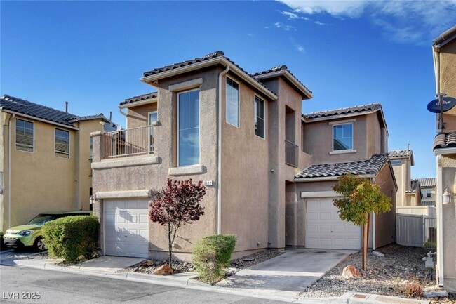 8432 W Viansa Loma Ave in Las Vegas, NV - Building Photo - Building Photo