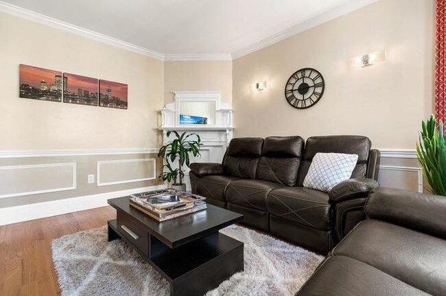 42 Washburn St, Unit 3 in Boston, MA - Building Photo - Building Photo
