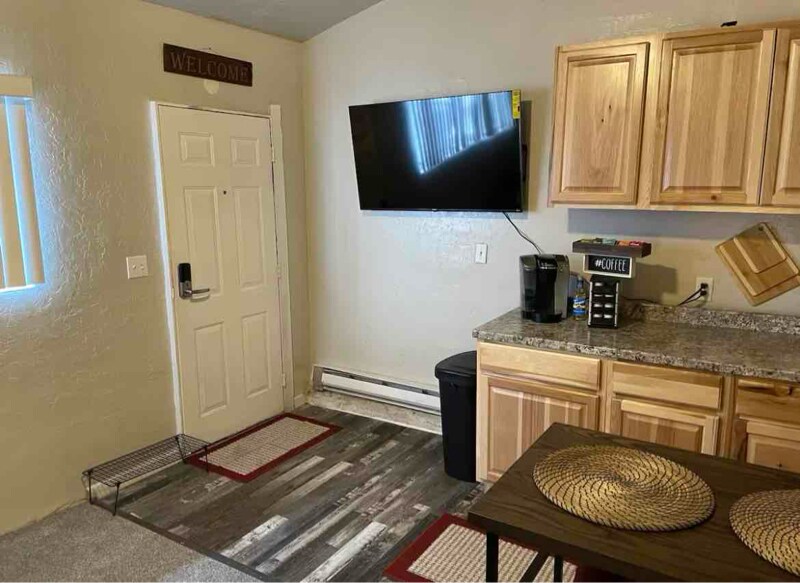 604 Center St W in Kimberly, ID - Building Photo