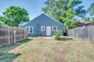 1910 26th St in Lubbock, TX - Building Photo