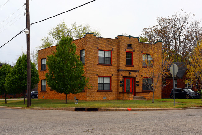 2600 NW 12th St in Oklahoma City, OK - Building Photo - Building Photo