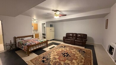 420 Cartersville St in Ball Ground, GA - Building Photo - Building Photo