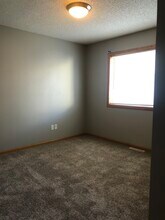 525 Tanager Path in Mankato, MN - Building Photo - Building Photo