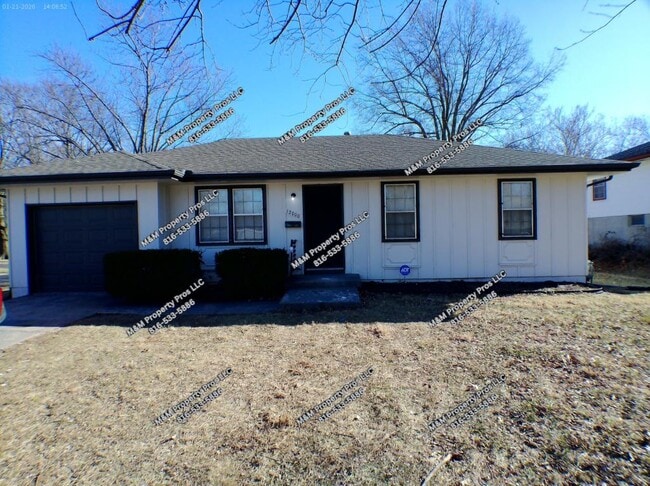 12000 Armitage Dr in Grandview, MO - Foto de edificio - Building Photo