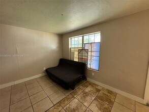 7841 Dunham Blvd, Unit 1 in Miami, FL - Building Photo - Building Photo