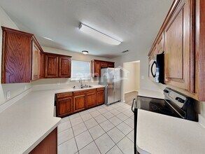 1107 Wayne Ave in Duncanville, TX - Building Photo - Building Photo