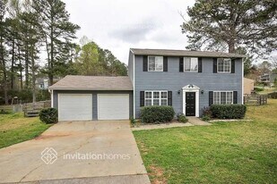 2647 Morgan Lake Dr NE, Unit 4 in Marietta, GA - Building Photo