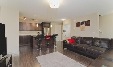 909 Skyview Ranch Grove NE in Calgary, AB - Building Photo - Building Photo