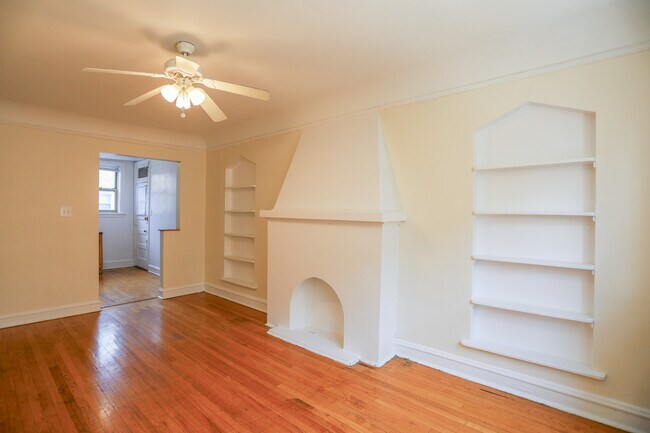 2234 W Farwell Ave, Unit #2 in Chicago, IL - Building Photo - Building Photo