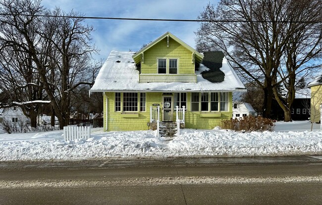 610 Jefferson St in Sturgeon Bay, WI - Building Photo - Building Photo