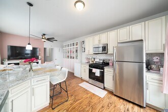 164 Orient St in Bayonne, NJ - Building Photo - Building Photo