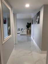 11755 SW 18th St in Miami, FL - Building Photo - Building Photo