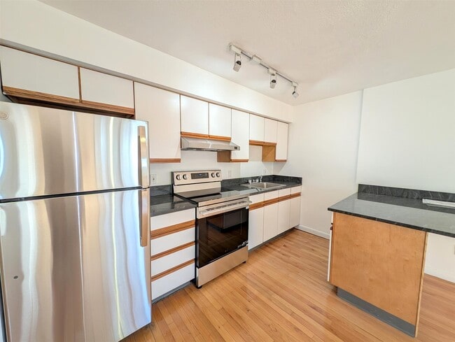 property at 10 Roberts St