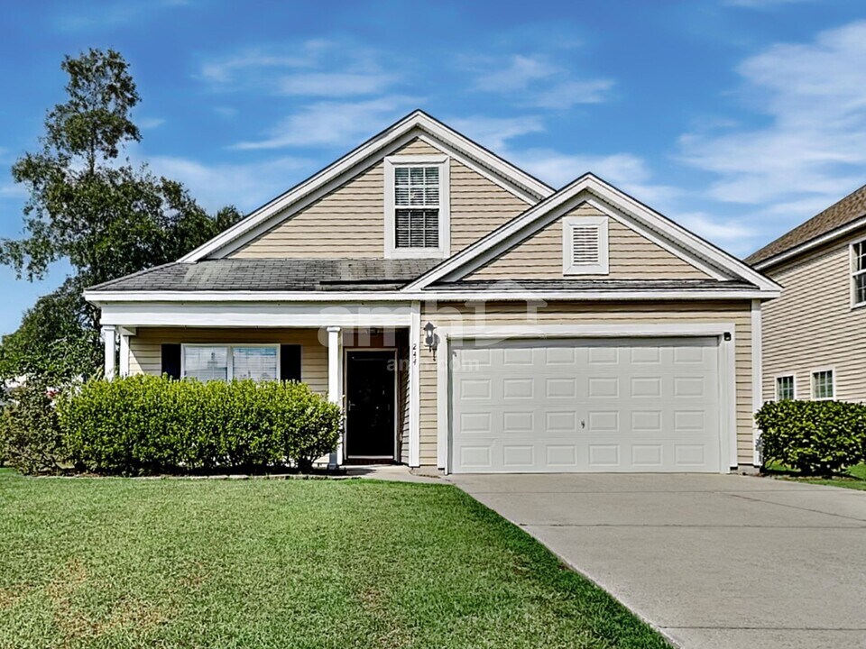 244 Tigers Paw Dr in Pooler, GA - Building Photo