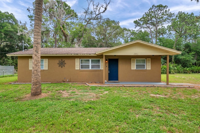 property at 3371 N Bay Ave