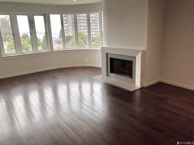 1111 Bay St-Unit -401 in San Francisco, CA - Building Photo - Building Photo