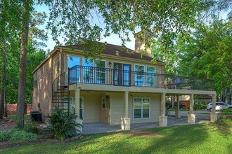 6 Dunloggin Ln in Spring, TX - Foto de edificio - Building Photo