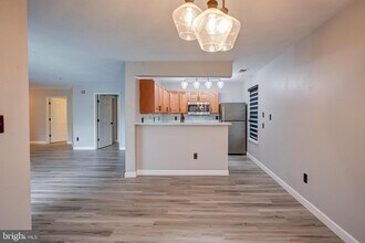 8905 Stone Creek Pl-Unit -102 in Baltimore, MD - Building Photo - Building Photo