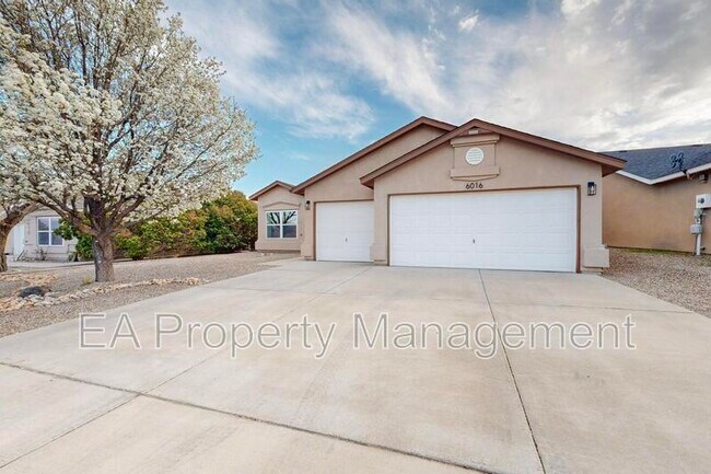 6016 Burgos Ave NW in Albuquerque, NM - Building Photo - Building Photo