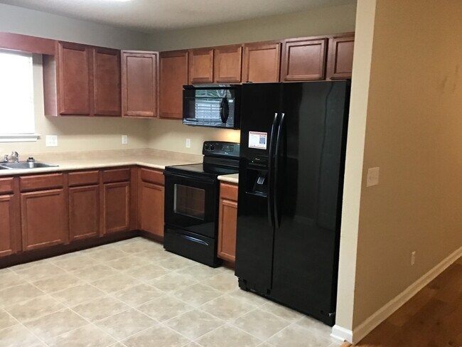 42 Tiller Way in Savannah, GA - Building Photo - Building Photo