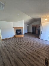 191 SW Ivy Ct in Prineville, OR - Building Photo - Building Photo
