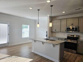 2625 Ravencliff Dr in Austell, GA - Building Photo - Building Photo