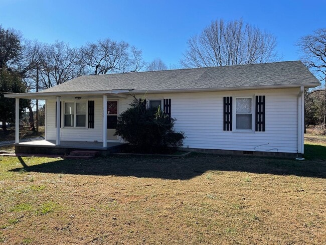 property at 1683 Richardson Farm Rd
