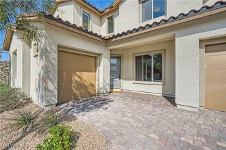 230 Wilson Rdg St in Las Vegas, NV - Building Photo - Building Photo