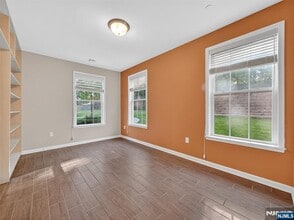 26 Roosevelt Dr in Wood Ridge, NJ - Building Photo - Building Photo