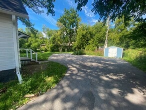 1436 E Racine Ave in Waukesha, WI - Building Photo - Building Photo