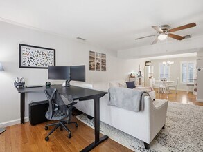 25 Stock St in Boston, MA - Building Photo - Building Photo