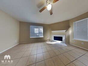 2530 Chestnut Mills Rd in Houston, TX - Building Photo - Building Photo