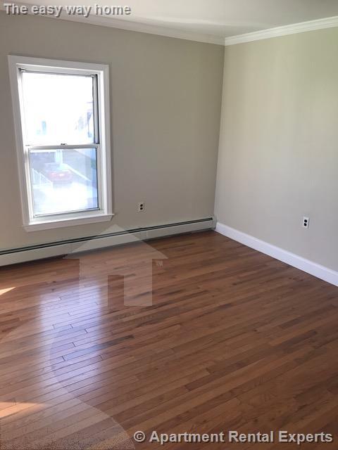 25 4th St in Medford, MA - Building Photo - Building Photo