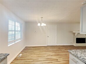 3034 Millstone Ct SW in Austell, GA - Building Photo - Building Photo