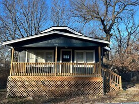 7000 Spruce Ave in Kansas City, MO - Building Photo