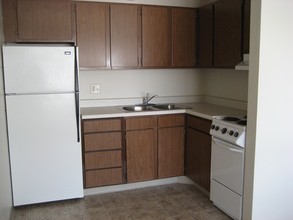 Maplewood Apartments in Kenosha, WI - Building Photo - Building Photo