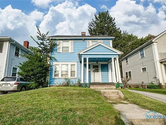 property at 1823 Perth St