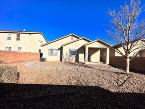 857 Blue Sage Ave SW in Los Lunas, NM - Building Photo - Building Photo