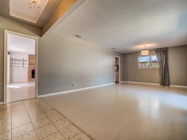 1556 Mapleton Dr in Dallas, TX - Building Photo - Building Photo