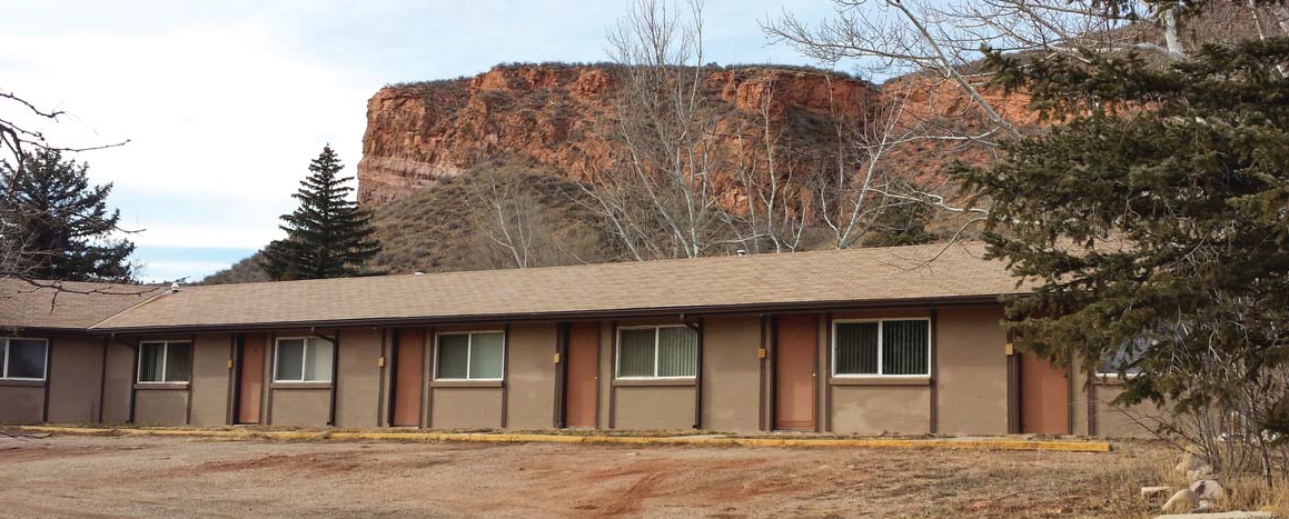 Fawn Hollow in Loveland, CO - Building Photo