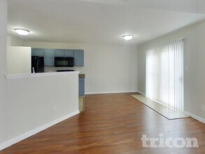 1263 Crescent Dr in Greenwood, IN - Building Photo - Building Photo