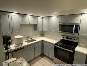 530 VFW Parkway in Boston, MA - Building Photo - Building Photo