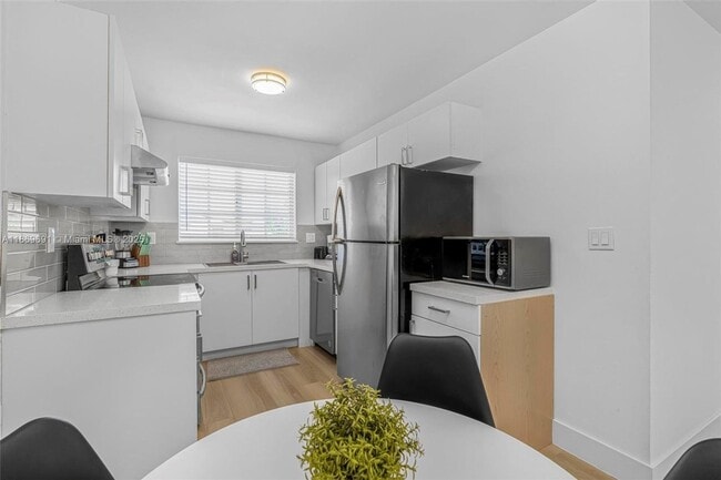 property at 2661 SW 28th Ct